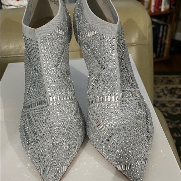 Thalia Sodi Shoes - Final Price Drop! Thalia Sodi “Karmen” Silver Crystal Knit Pointed Toe Booties
